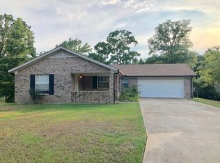 246 Glendale Ln, Kilgore, TX 75662