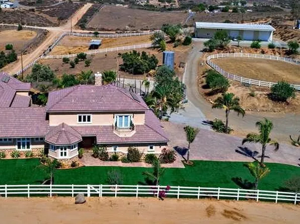 39444 Calle Portillo, Temecula, CA 92592