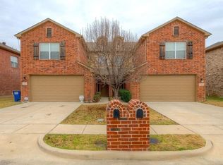 367 Castleridge Dr #B, Little Elm, TX 75068