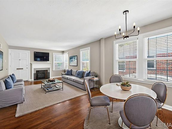 3rd image of 8832 Lawn Ave