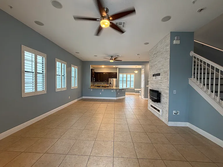 12952 Brandon Coates Dr — Photo 3