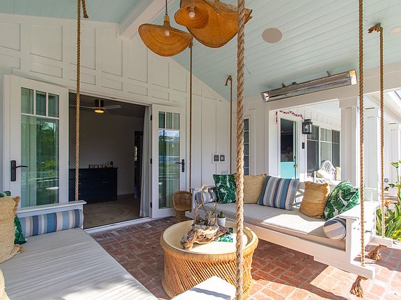 3rd image of 431 Country Club Ln