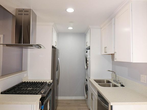 3rd image of 2222 E 6th St APT 308