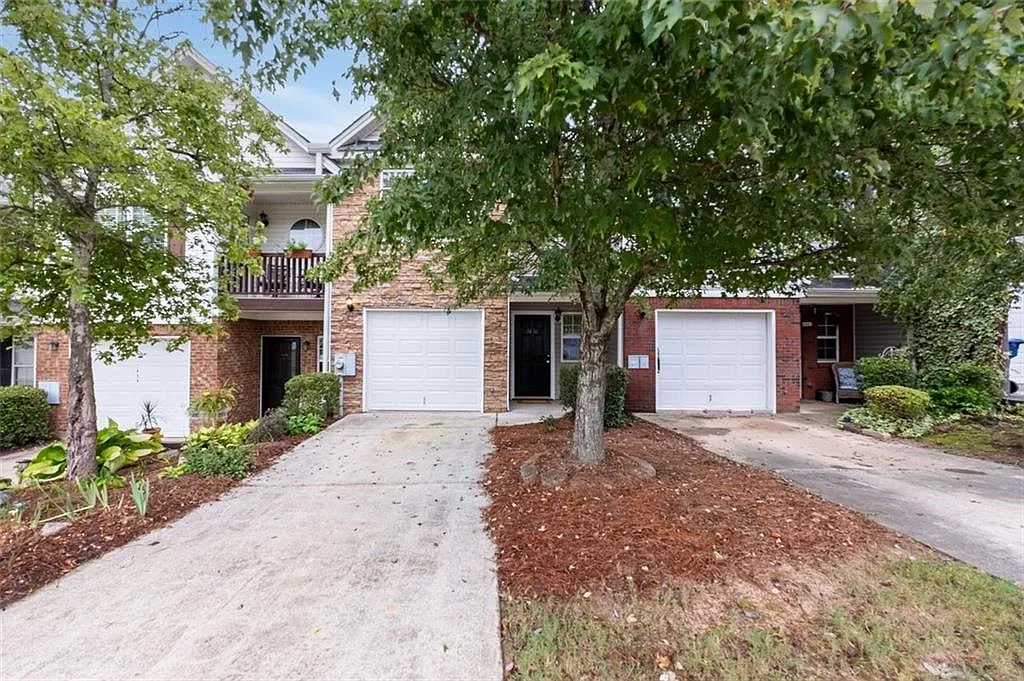 2 bed, 2.5 bath, 1268 sqft, $1,950 — Photo 3