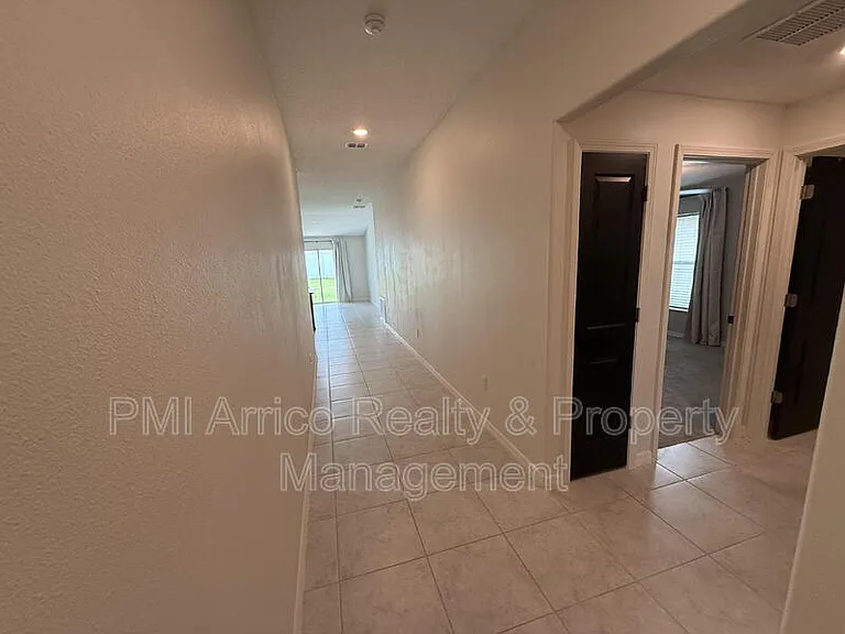 14906 Imperial Purple Ln — Photo 4