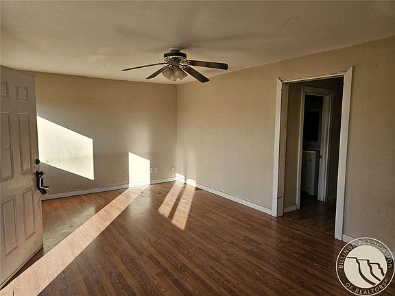 5th image of 407 Cook Ave