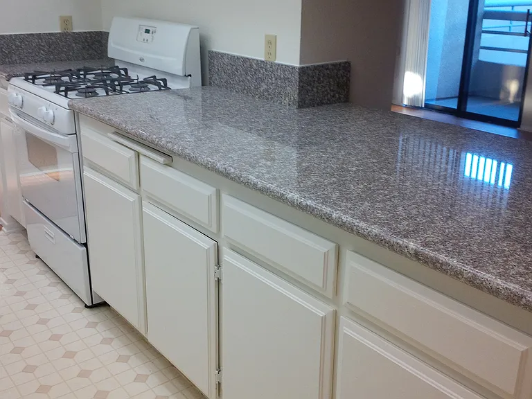 731 S Detroit St #304 — Photo 6
