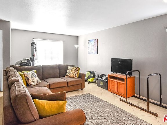 3rd image of 27776 De La Vega Ct