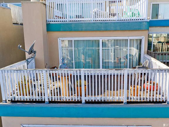 5th image of 3258 Market St APT 3