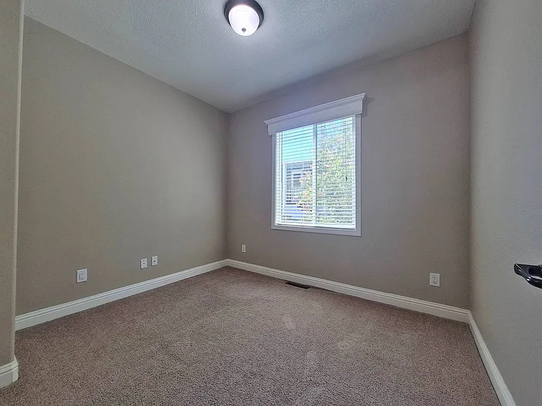 1054 Mountain Shadows Blvd #180 — Photo 9