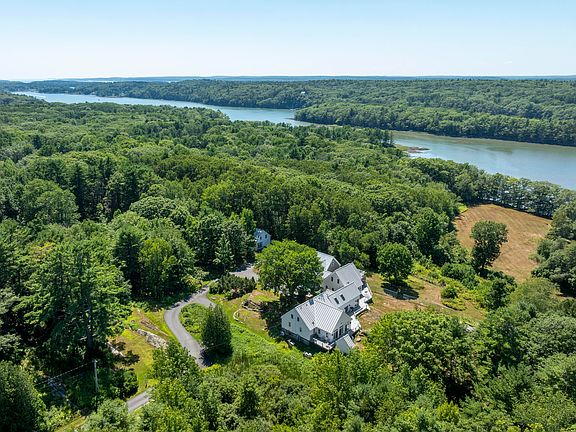 4th image of 586 Back River Road