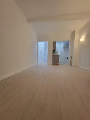 Rented by David Francis New York LLC | media 2