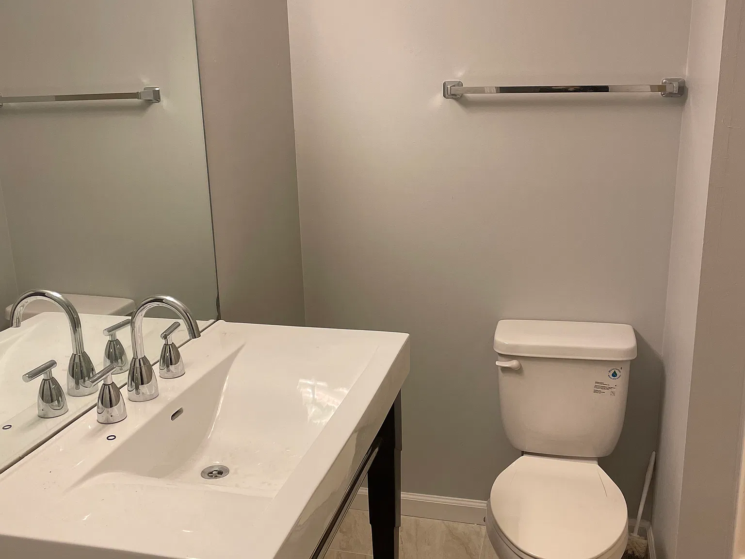 1072 Dassow Ct — Photo 2