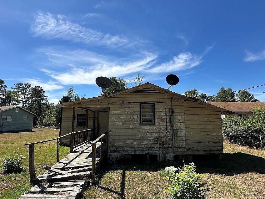 1st image of 397 Marcella Ln
