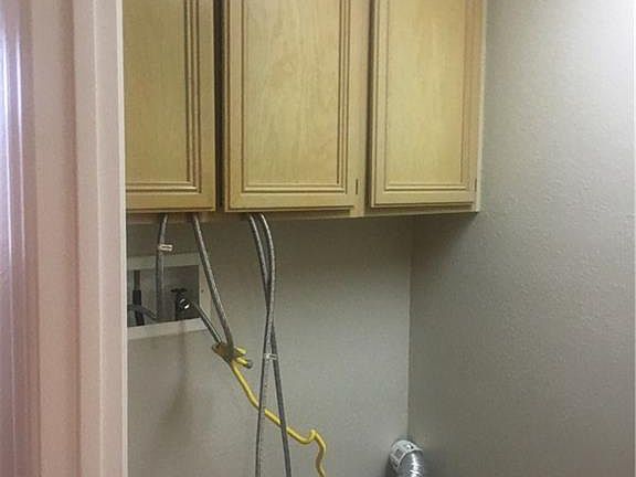 5th image of 500 Castle Stone Ct