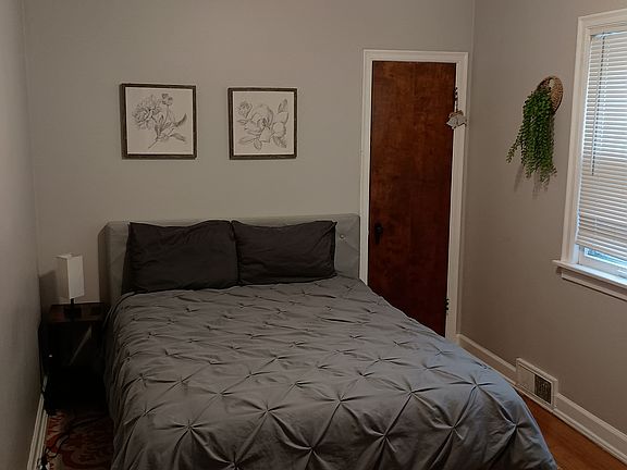 2nd image of 820 Belleforte Ave