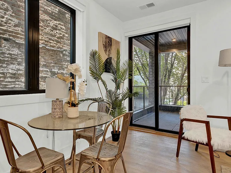 1613 W Belmont Ave, Chicago, IL — Photo 6