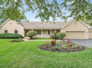 19 Timber View Ln, Yorkville, IL 60560