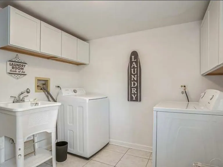 328 Woodside Dr — Photo 25