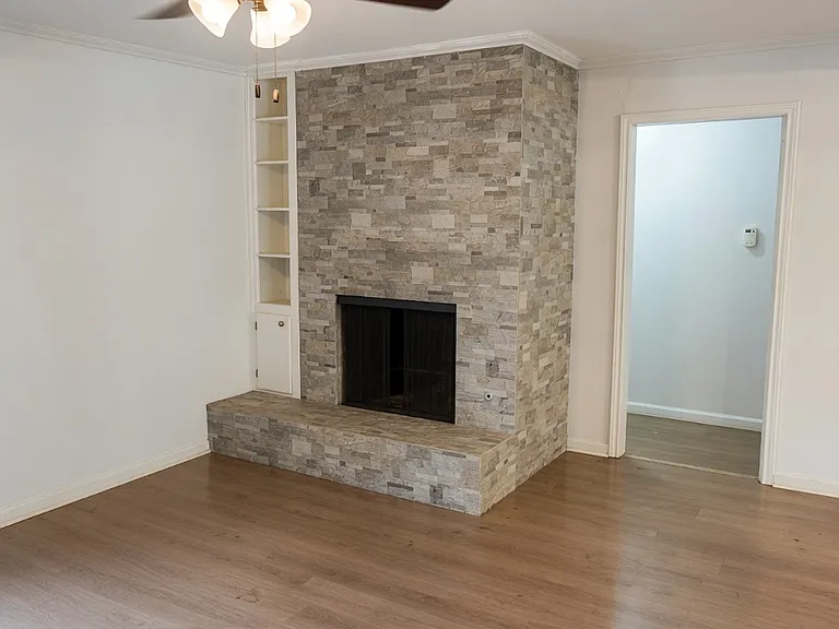 3533 Sheffield Dr — Photo 5