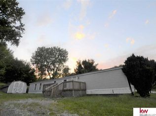 8214 Auburn Rd, Plattsmouth, NE 68048