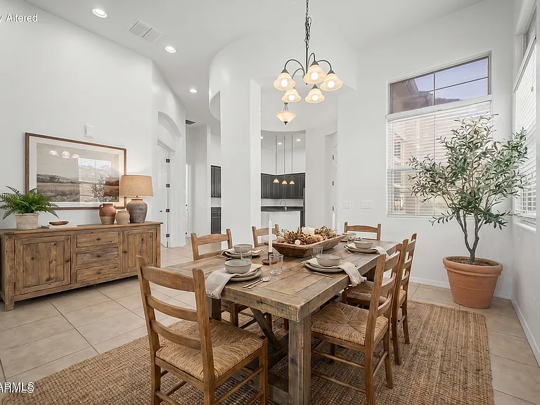 14210 W Harvard St — Photo 3