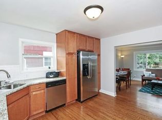 1601 E River Ter, Minneapolis, MN 55414