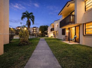 Westbird Village Condo, Miami, FL 33175