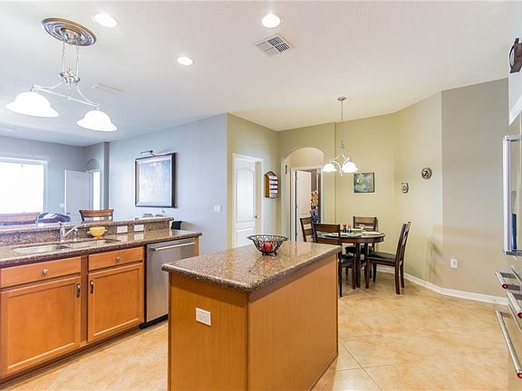3rd image of 215 Blue Cypress Dr