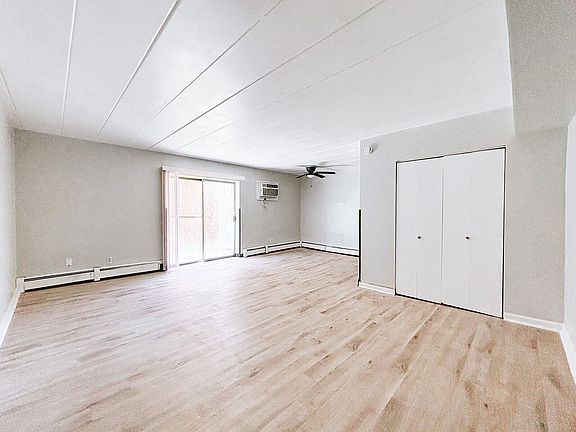 3rd image of 2680 Montana Ave #11570950