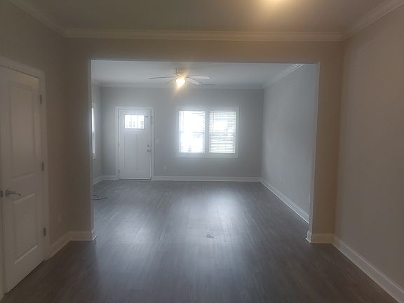 4th image of 1830 19th Ave NE