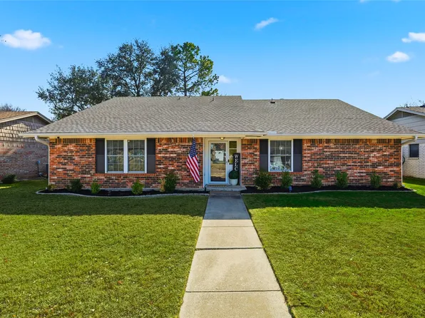1309 River Oaks Dr, Flower Mound, TX 75028