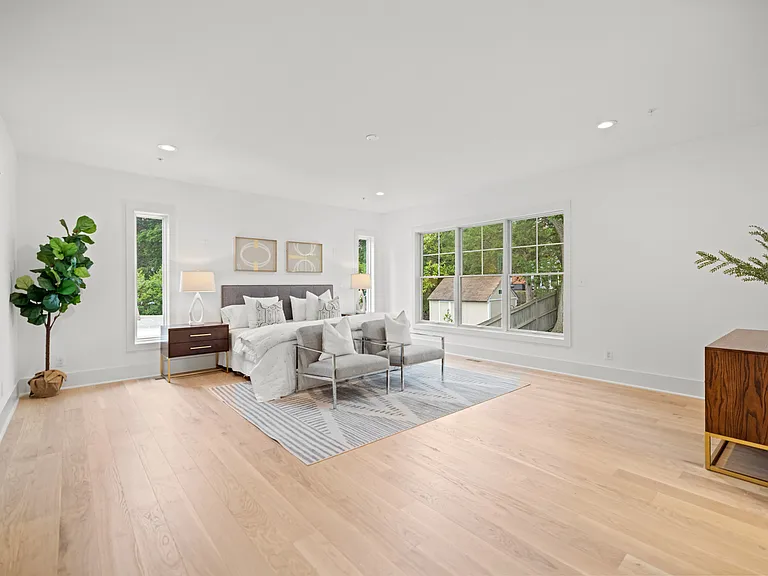 8609 Woodbrook Ln — Photo 23