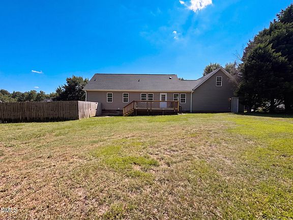 5th image of 101 Langston Ridge Dr