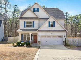 30 Raintree Ln, Spring Lake, NC 28390