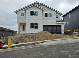 18568 Sawgrass Dr NE, Poulsbo, WA 98370