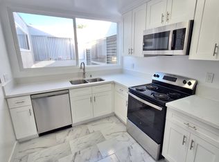 13907 Oxnard, Van Nuys, CA 91401