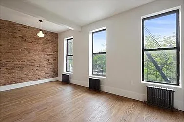 Rented by Diane Sacchetti Gordon, LREB