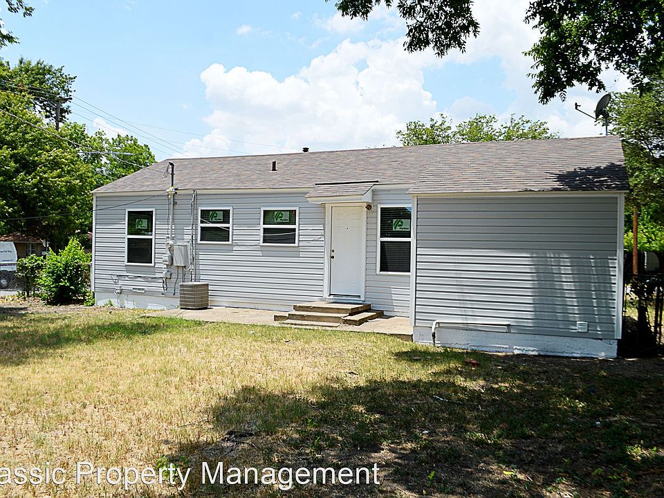 2nd image of 4937 Roanoke St