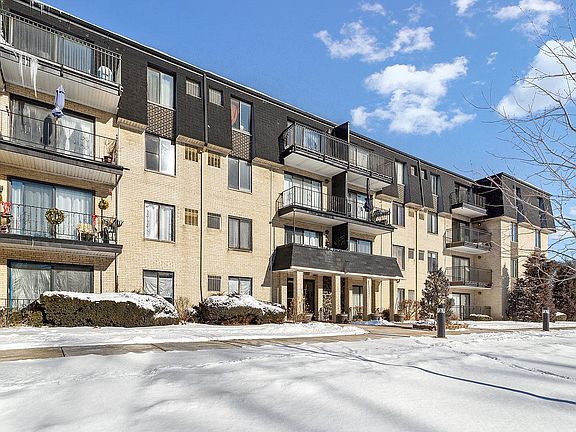 2nd image of 10711 5th Avenue Cut Off APT 401