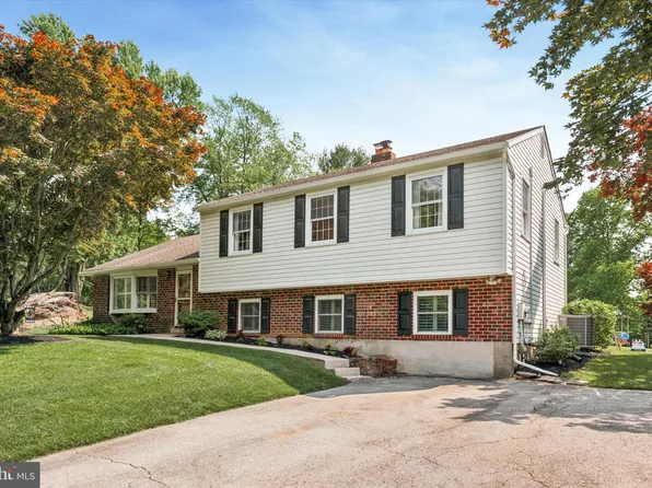 15 Paul Ln, Glen Mills, PA 19342