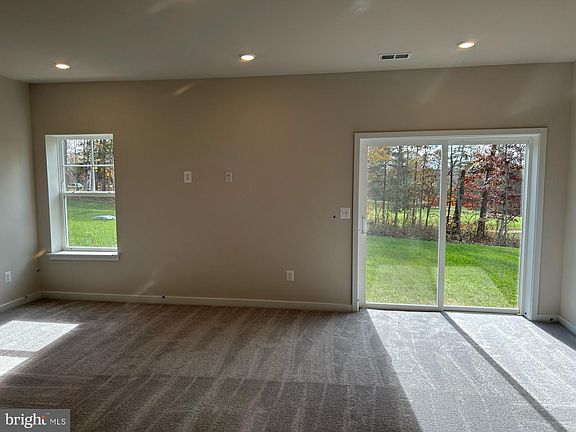 5th image of 2148 Whithorn Hl Lot 1131