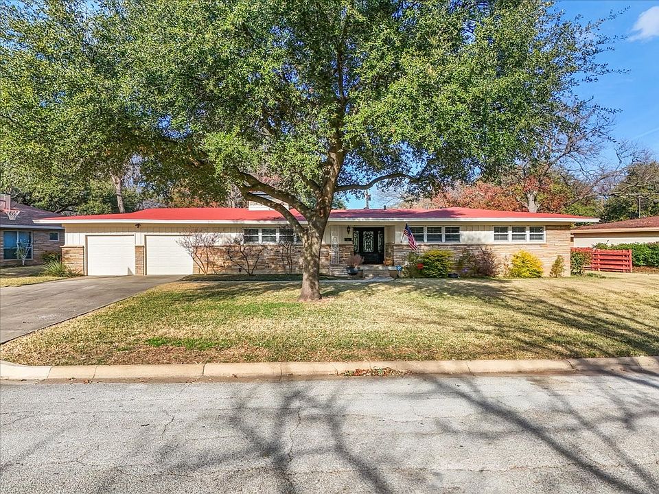 1st image of 4612 Holiday Ln W