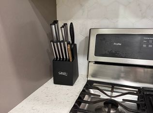 326 60th St APT 4, West New York, NJ 07093