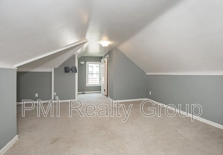 1547 Sherbrook Rd — Photo 23