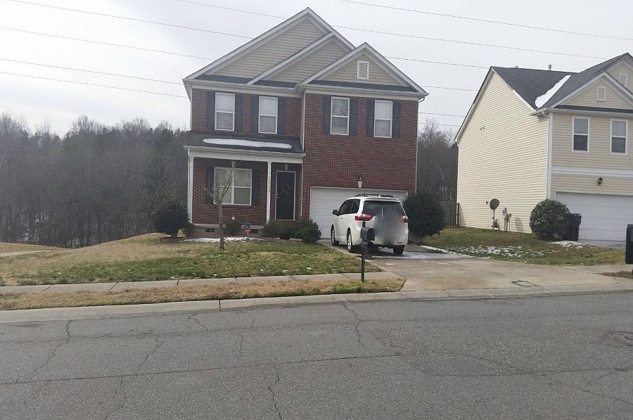 1st image of 15304 Chowning Tavern Ln