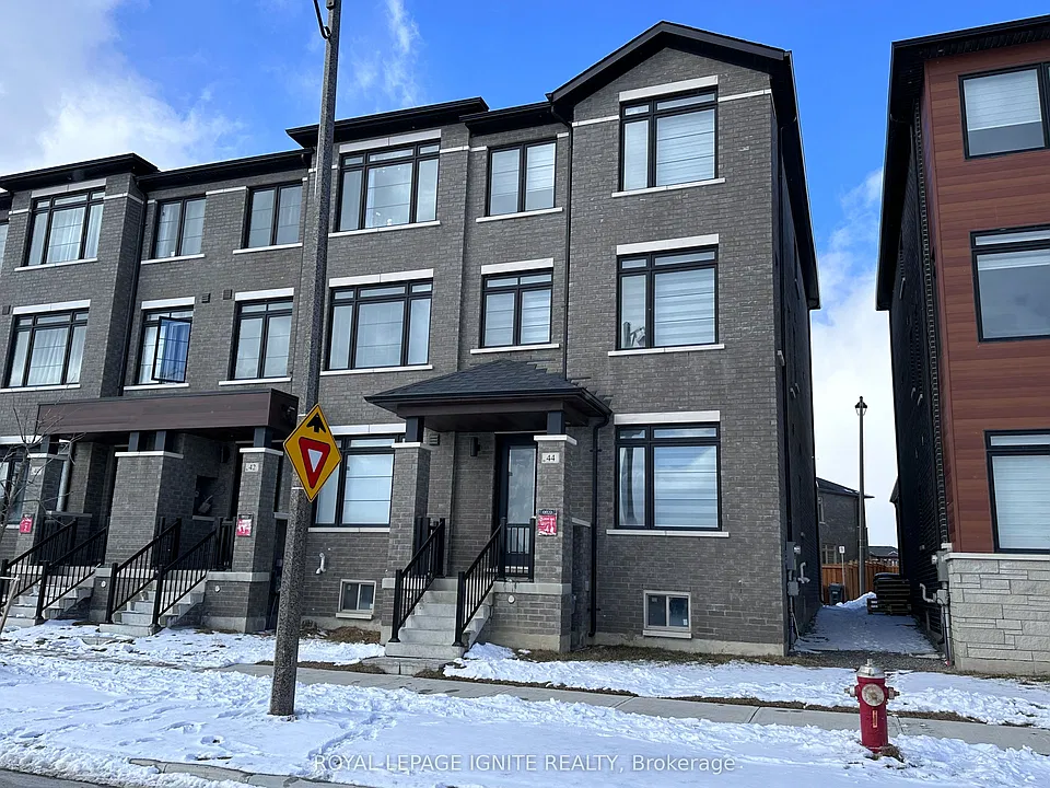 44 Skyridge Dr