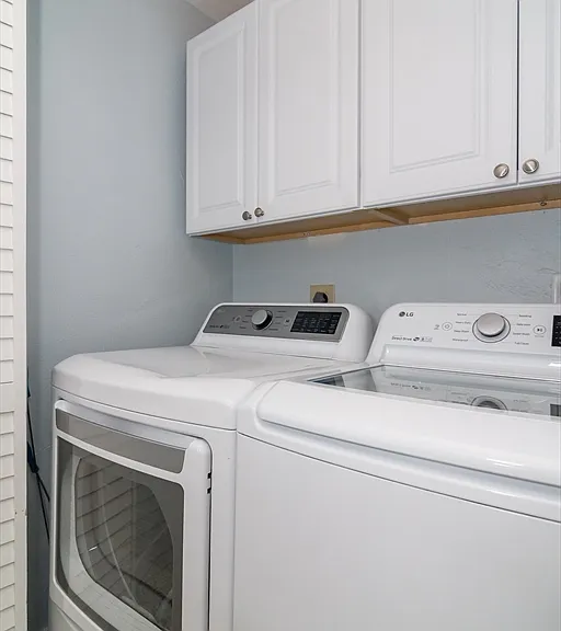 22 Oceanside Dr #22 — Photo 28
