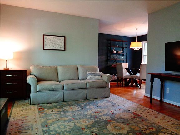 2nd image of 35 Little Brook Dr