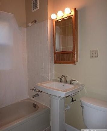 4th image of 4330 Grand Ave S